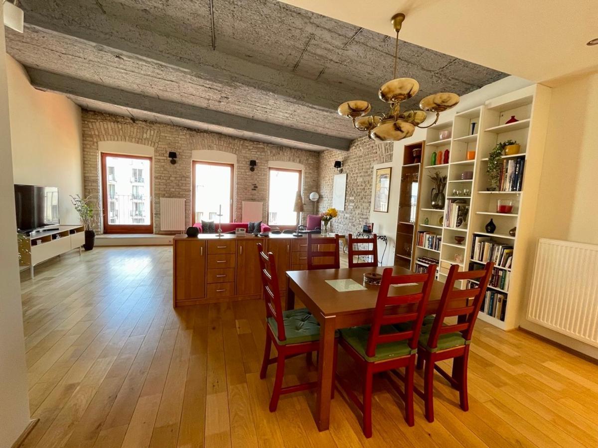 Penthouse W Private Rooftop And Free Parking Budapest Esterno foto